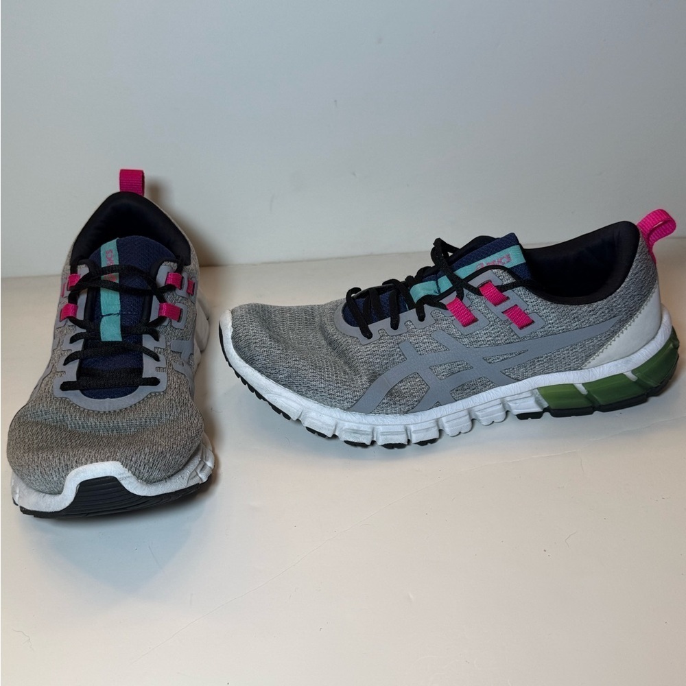 EUC ASICS Womens Gel-Quantum 90 Shoes (piedmont grey/sheet rock) Sz 9.5